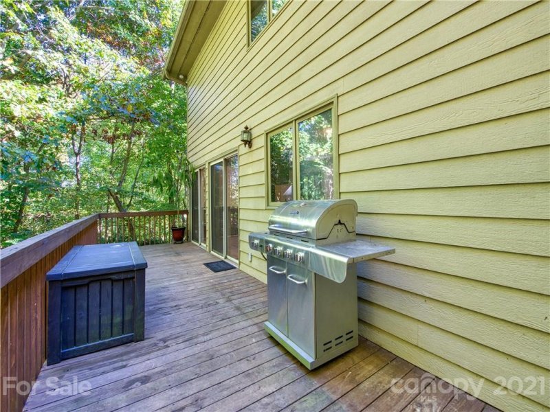 Property image 5 at 25 Lovebird Lane, Candler, NC 28715