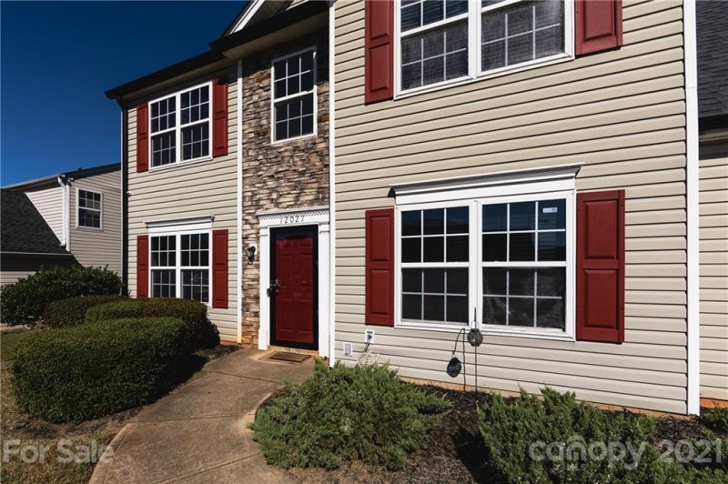 Property image 4 at 12027 Chantress Lane, Charlotte, NC 28215