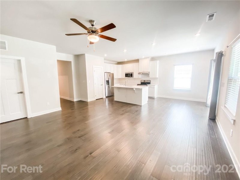 Property image 2 at 10050 Lilac Court, Charlotte, NC 28215