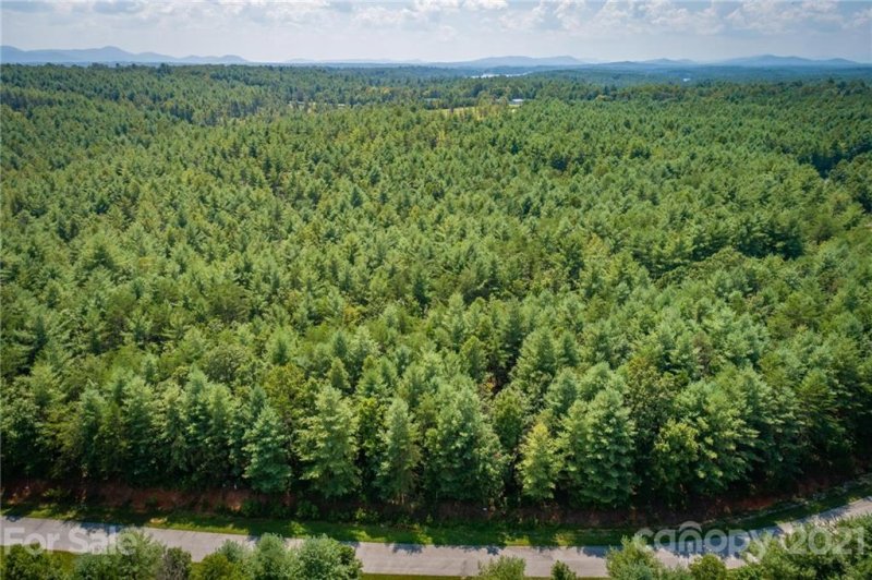 Property image 5 at 1066 Greene Court, Morganton, NC 28655