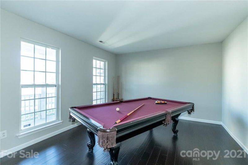Property image 5 at 410 Winding Canyon Drive, Charlotte, NC 28214