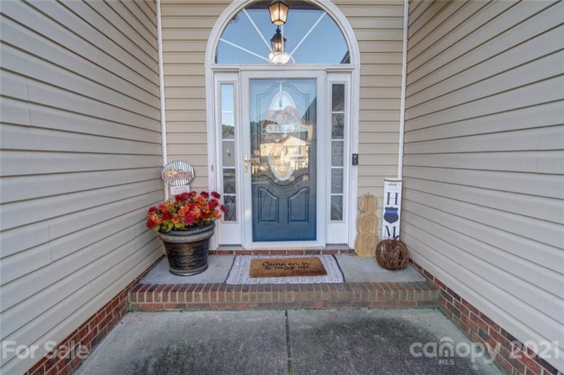 Property image 3 at 538 Scarlet Leaf Lane, Oakboro, NC 28129