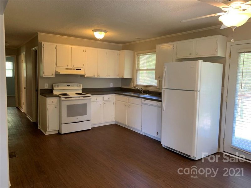 Property image 4 at 33 Snowball Lane, Fletcher, NC 28732