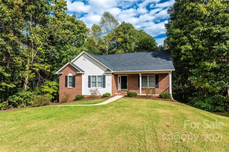 Property image 4 at 1733 7th Street Lane, Hickory, NC 28602