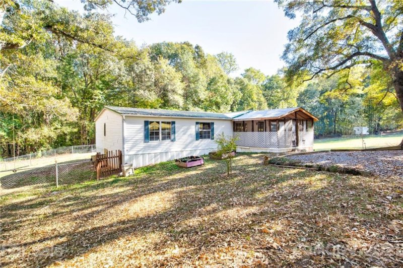 Property image 2 at 2010 Luckadoo Road, Fort Mill, SC 29715