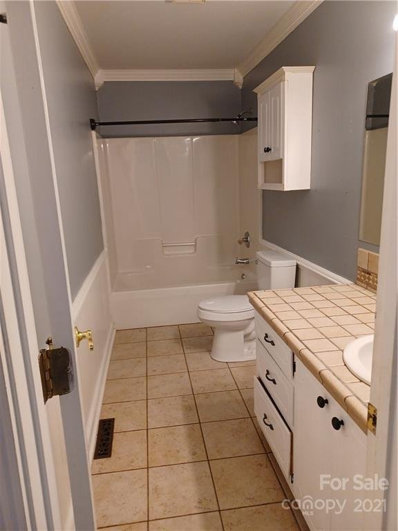 Property image 3 at 404 Silver Ridge Drive, Lexington, NC 27292