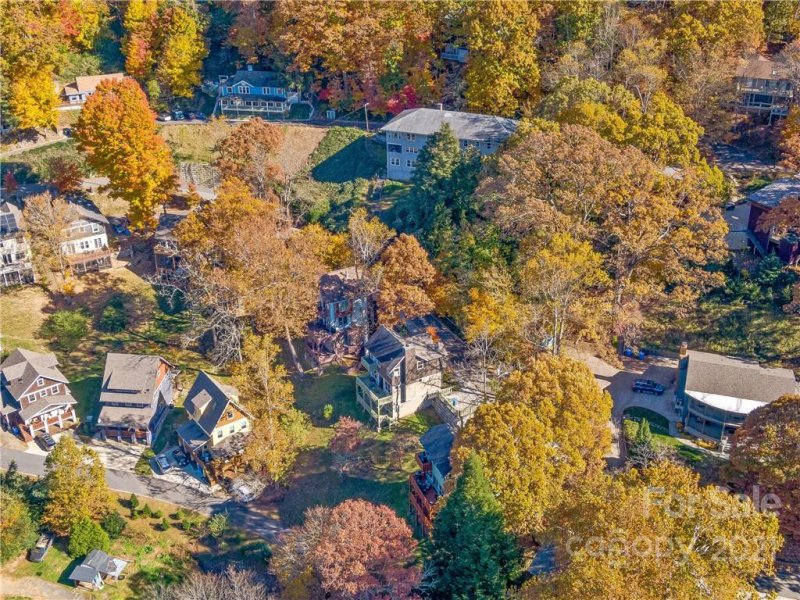 Property image 2 at 18 Sunset Drive, Asheville, NC 28804