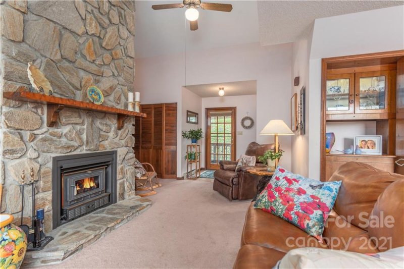 Property image 5 at 911 Mountain Lake Drive, Waynesville, NC 28785