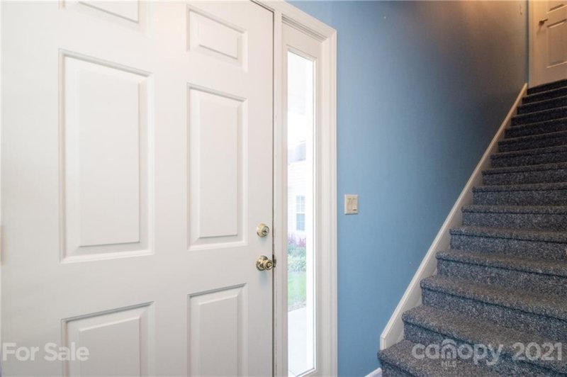 Property image 4 at 7820 Renaissance Court, Charlotte, NC 28226