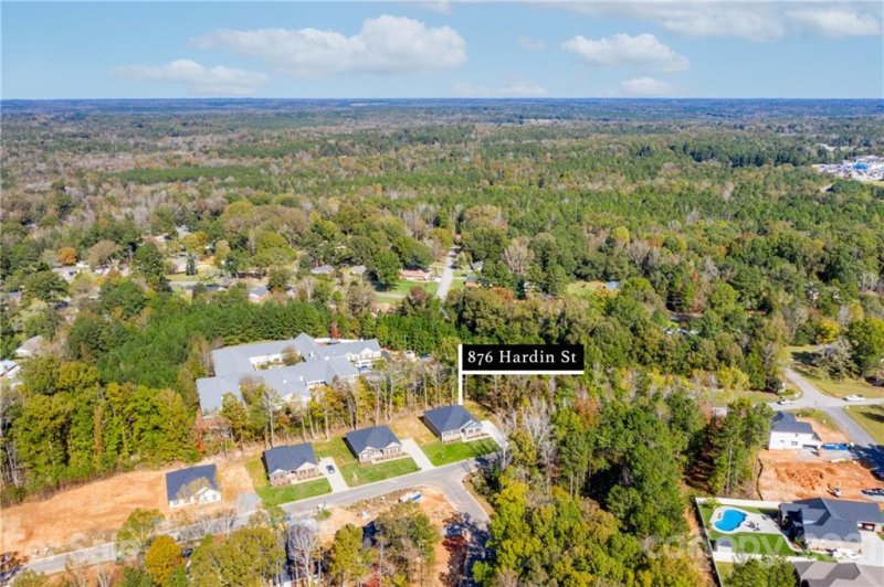 Property image 3 at 876 Hardin Street, Lancaster, SC 29720