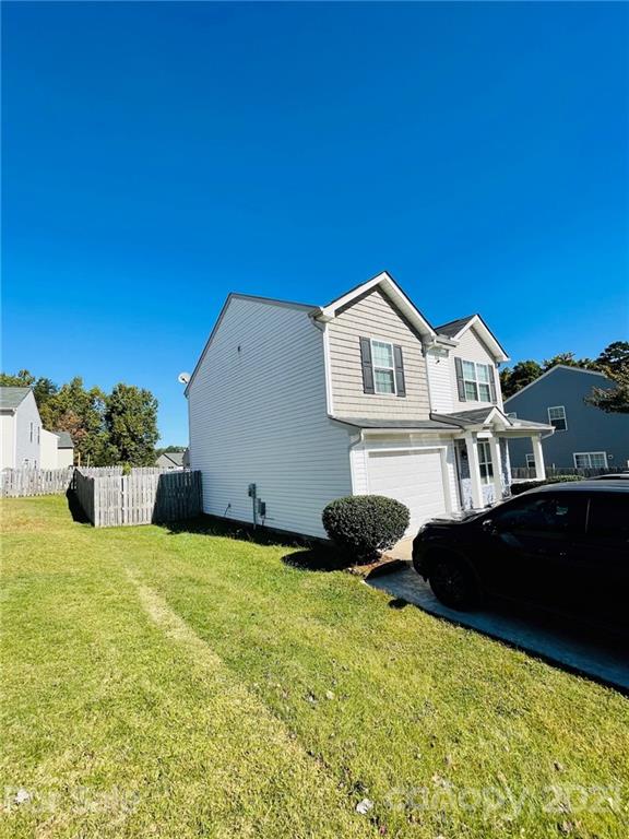 Property image 3 at 5233 Kyliglen Lane, Charlotte, NC 28216