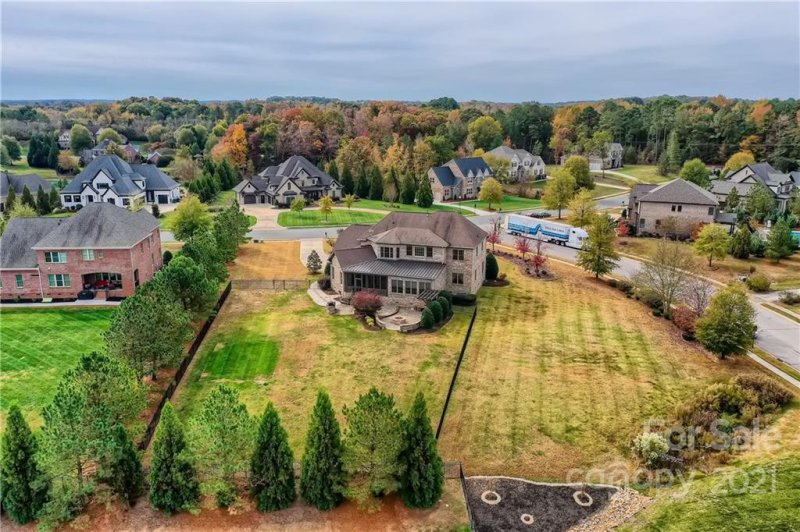 Property image 4 at 2003 Princessa Drive, Matthews, NC 28104