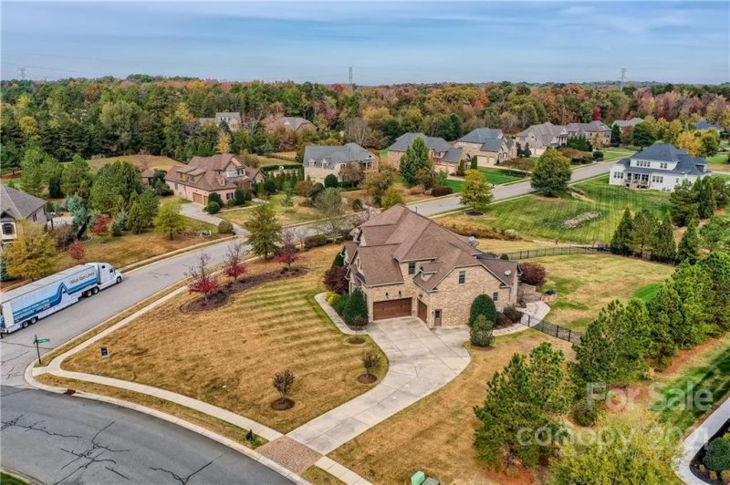 Property image 5 at 2003 Princessa Drive, Matthews, NC 28104