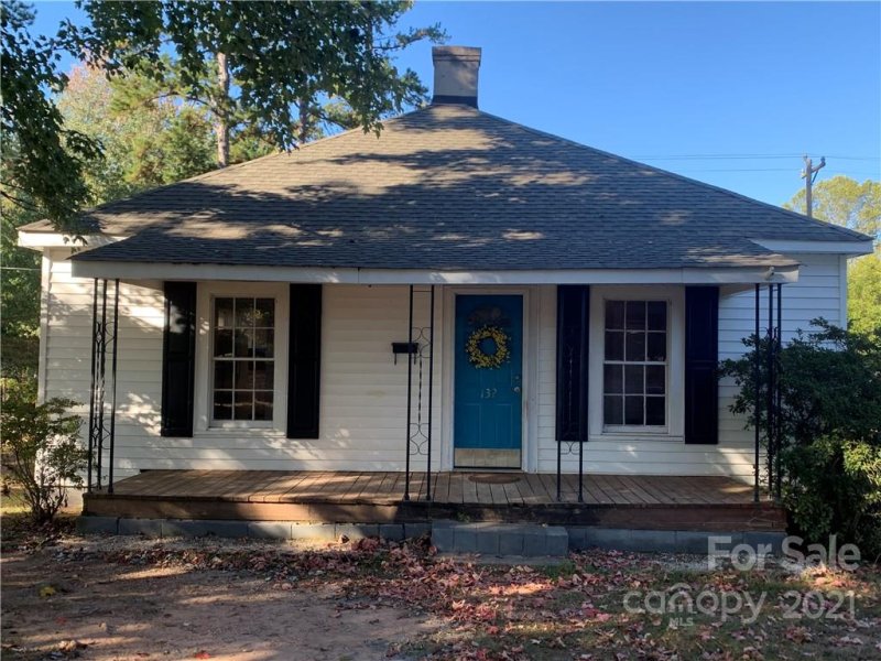 Property image 2 at 132 Oak Street, Clover, SC 29710