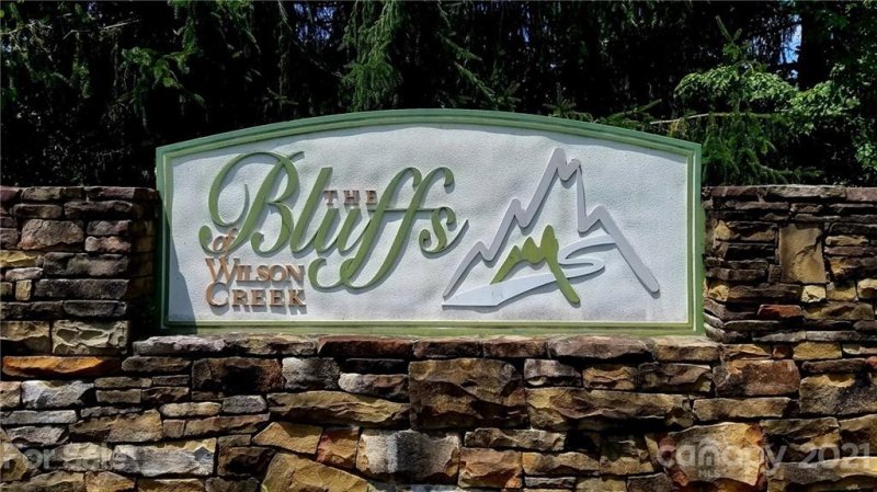 Property image 2 at 6136 Collette Ridge Circle, Collettsville, NC 28611