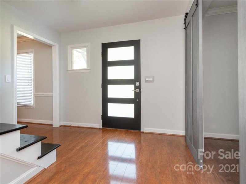 Property image 3 at 10607 South Hall Drive, Charlotte, NC 28270