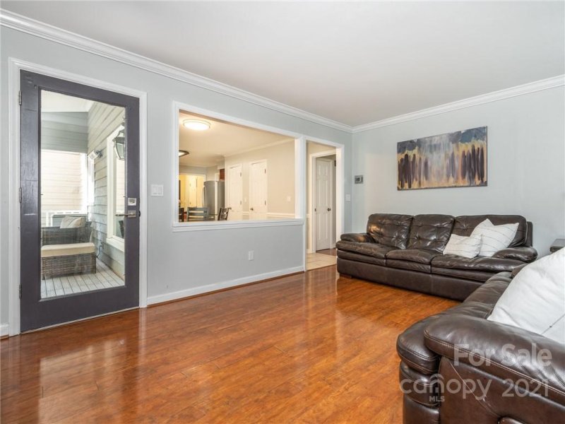 Property image 5 at 10607 South Hall Drive, Charlotte, NC 28270