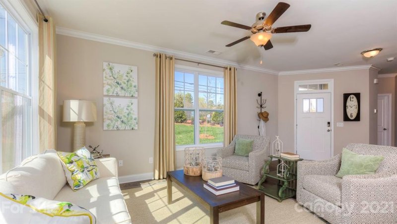 Property image 4 at 652 Cypress Glen, Lake Wylie, SC 29710