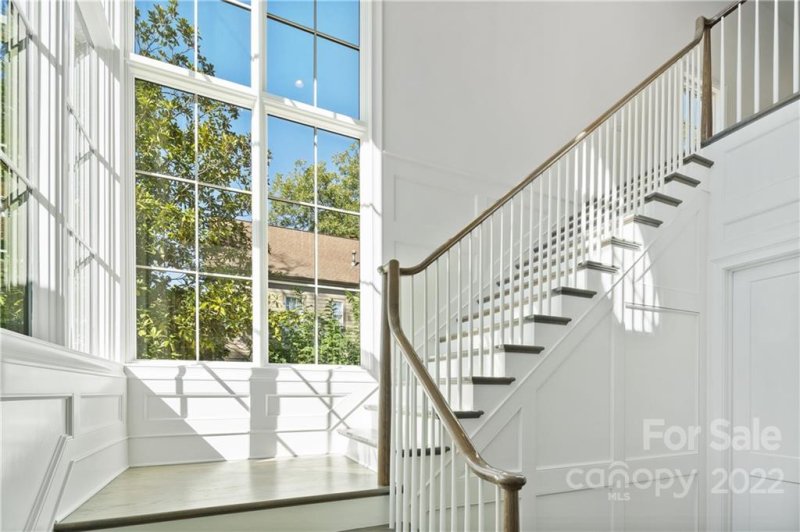 Property image 5 at 9413 Heydon Hall Circle, Charlotte, NC 28210