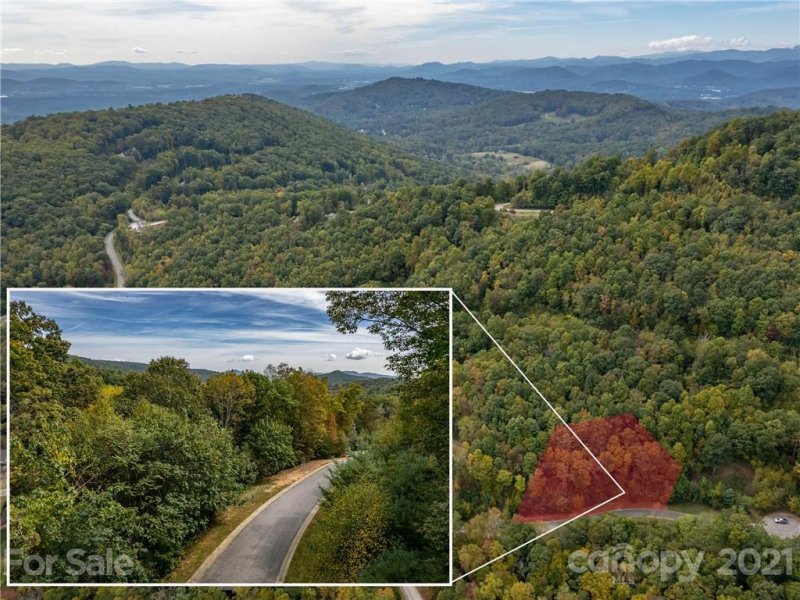 Property image 3 at 490 Barrington Drive, Asheville, NC 28803