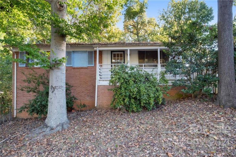 Property image 5 at 726 September Lane, Charlotte, NC 28208
