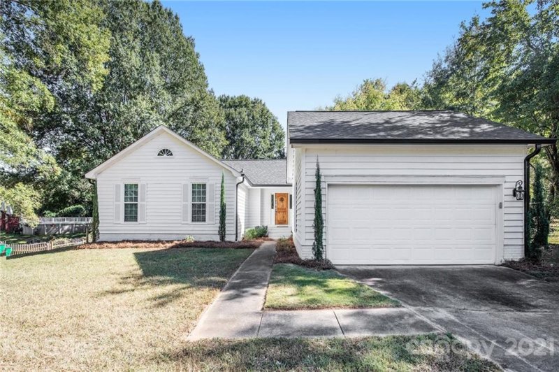 1035 Conestoga Drive