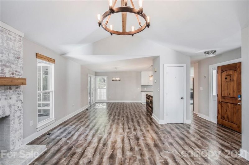 Property image 5 at 1035 Conestoga Drive, Charlotte, NC 28270