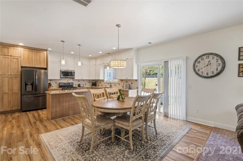 Property image 2 at 2437 Harwood Hills Lane, Charlotte, NC 28214