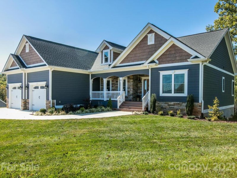 Property image 2 at 21 Enchanted Oak Lane, Alexander, NC 28701