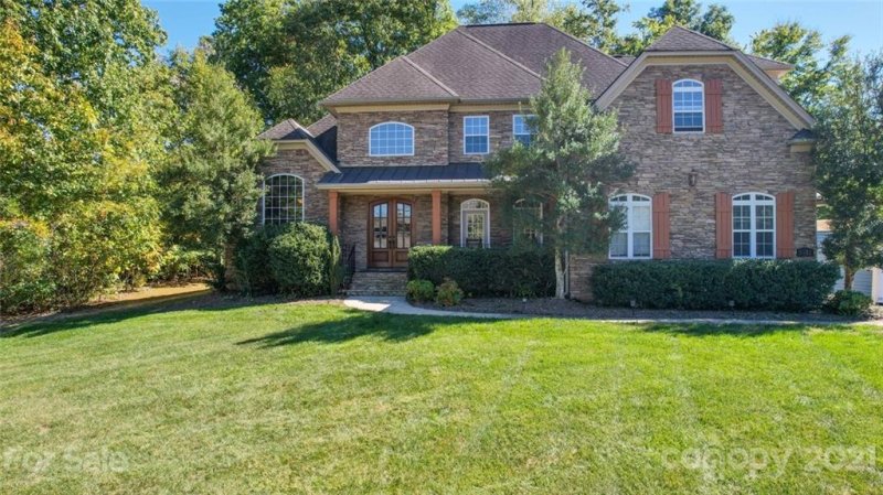 Property image 2 at 6452 Robin Hollow Drive, Mint Hill, NC 28227