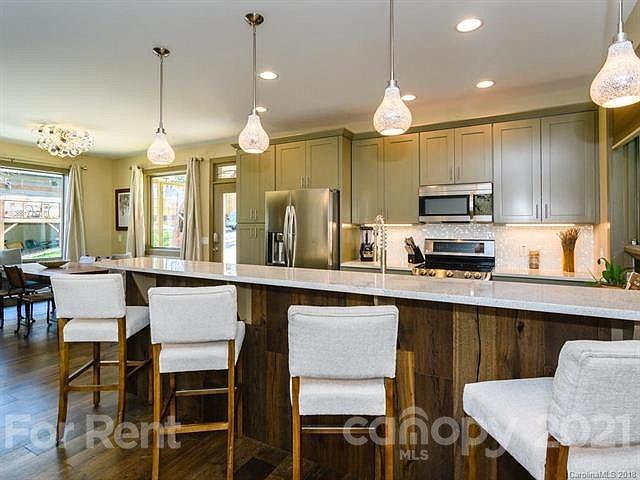 Property image 4 at 44 Druid Drive, Asheville, NC 28806