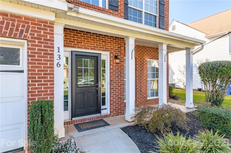 Property image 2 at 136 Meandering Way Lane, Mooresville, NC 28117