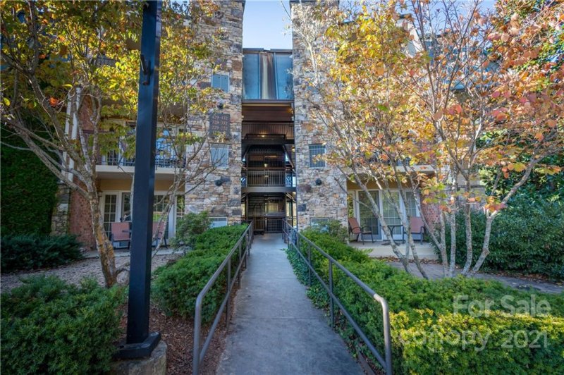 Property image 3 at 432 Bowling Park Road, Asheville, NC 28803