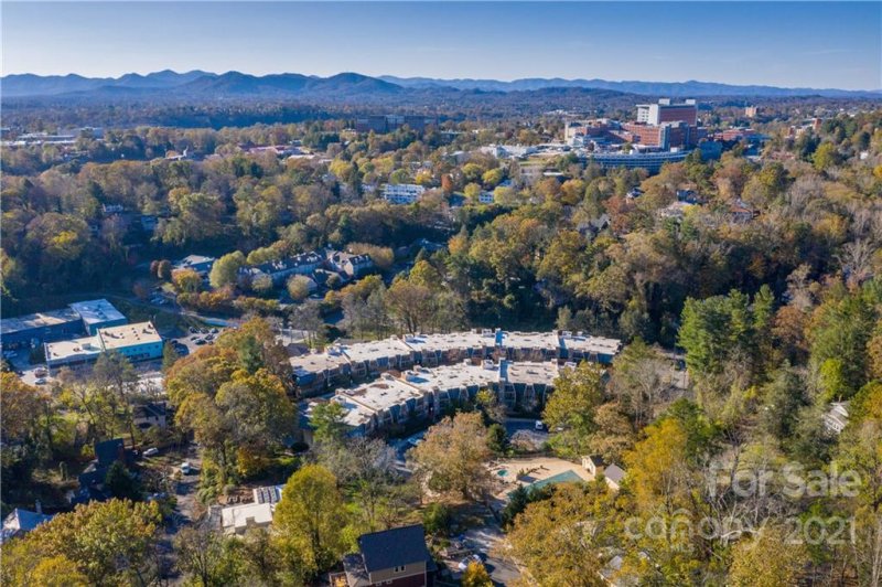 Property image 4 at 432 Bowling Park Road, Asheville, NC 28803