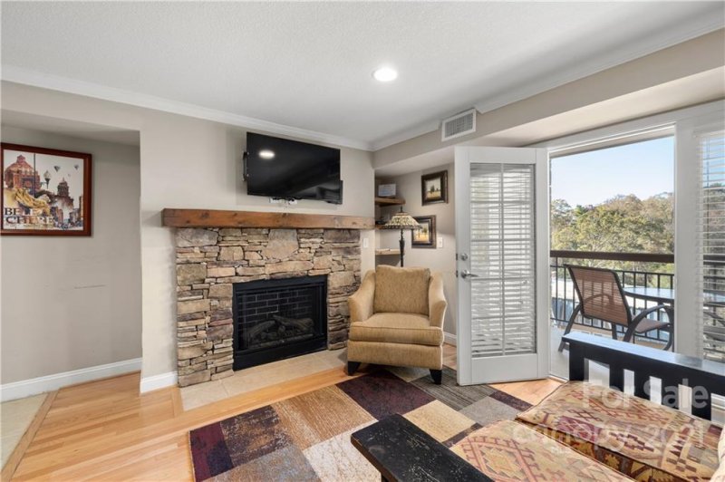 Property image 5 at 432 Bowling Park Road, Asheville, NC 28803