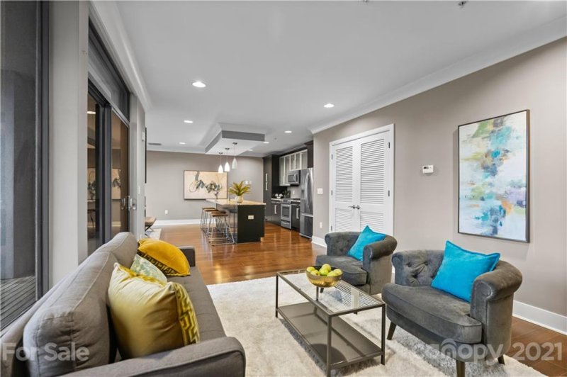 Property image 3 at 222 Caldwell Street, Charlotte, NC 28202