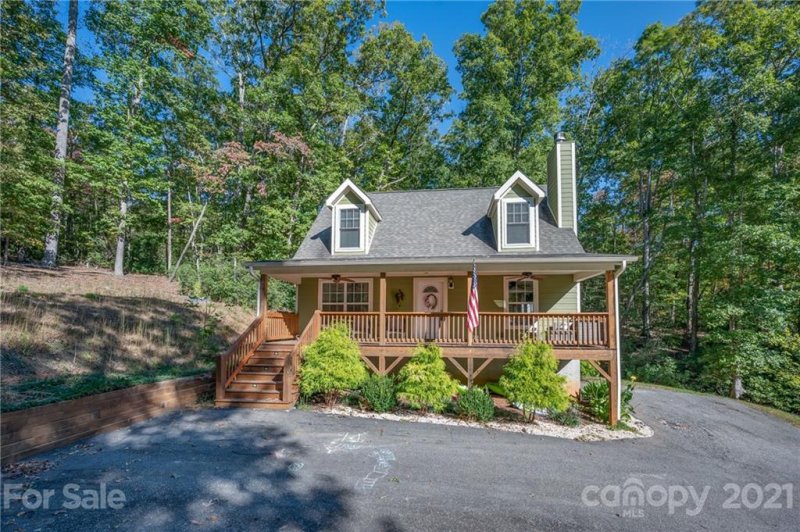 Property image 3 at 162 Adams Lane, Lake Lure, NC 28746