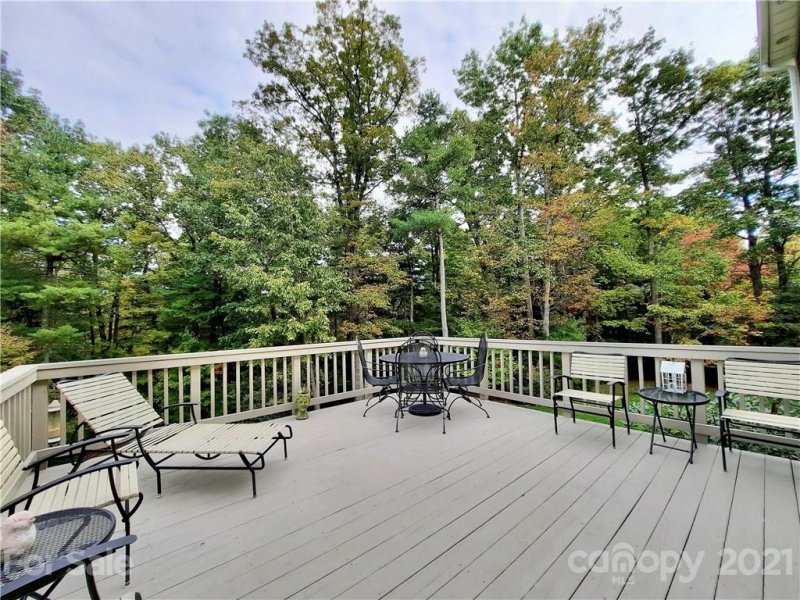 Property image 3 at 43 Bellariva Drive, Hendersonville, NC 28739