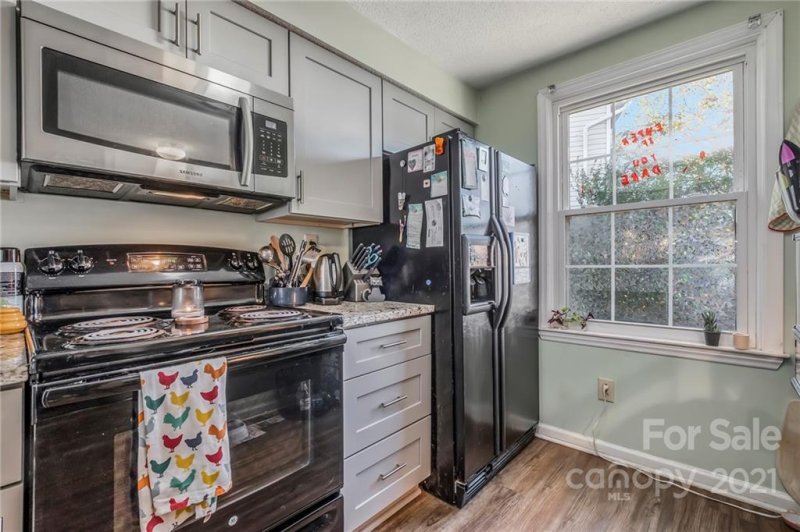 Property image 3 at 190 Water Oak Drive, Pineville, NC 28134