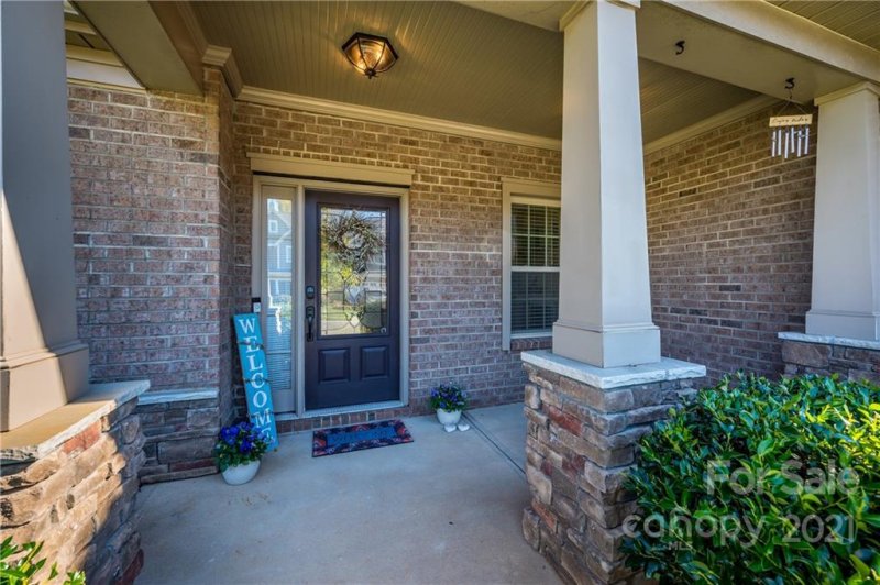 Property image 2 at 8501 Fairgreen Avenue, Waxhaw, NC 28173