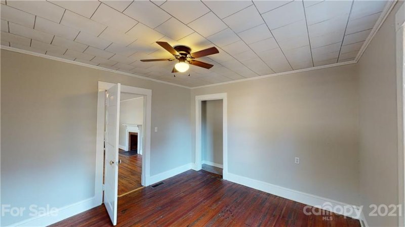 Property image 4 at 57 13th Street, Hickory, NC 28602