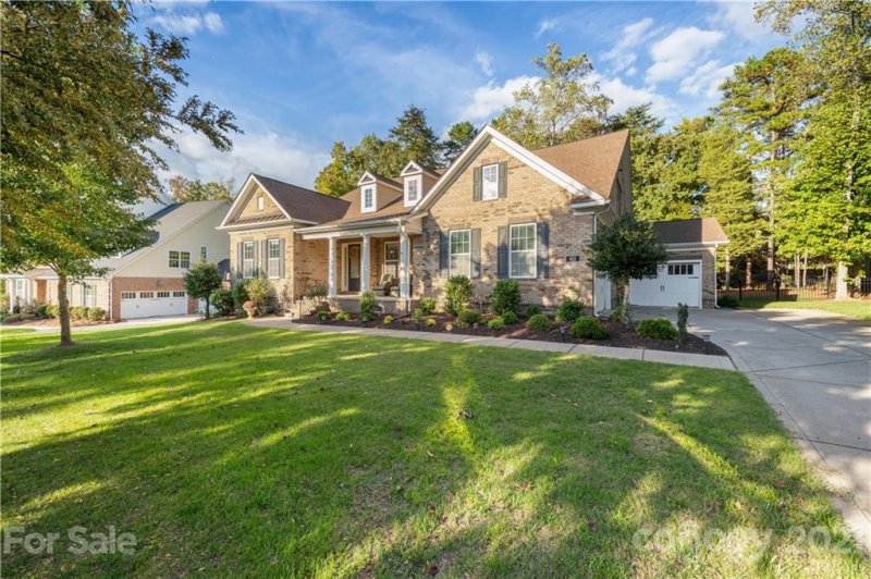 Property image 2 at 421 Monteray Oaks Circle, Fort Mill, SC 29715