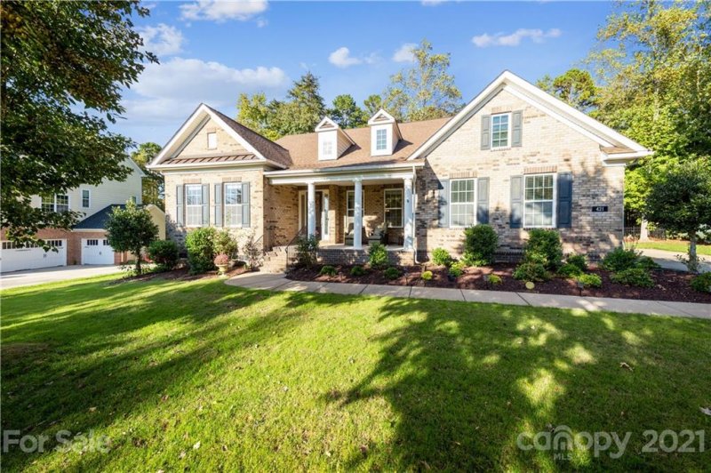 Property image 3 at 421 Monteray Oaks Circle, Fort Mill, SC 29715