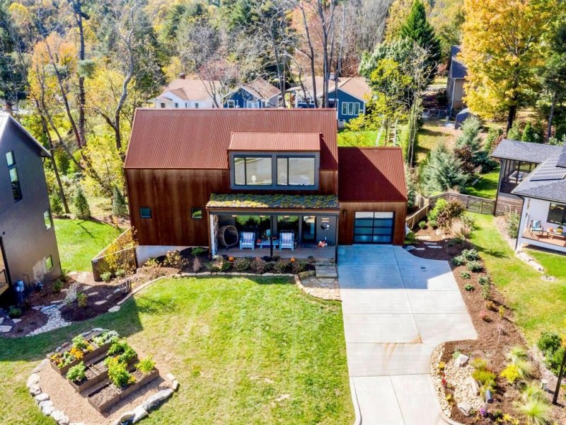 Property image 2 at 64 Malvern Walk, Asheville, NC 28806