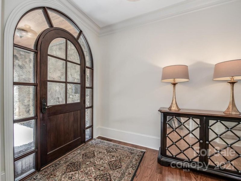 Property image 4 at 2146 Brookwood Road, Charlotte, NC 28211