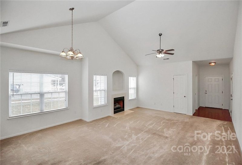 Property image 5 at 747 Jones Branch Drive, Fort Mill, SC 29715