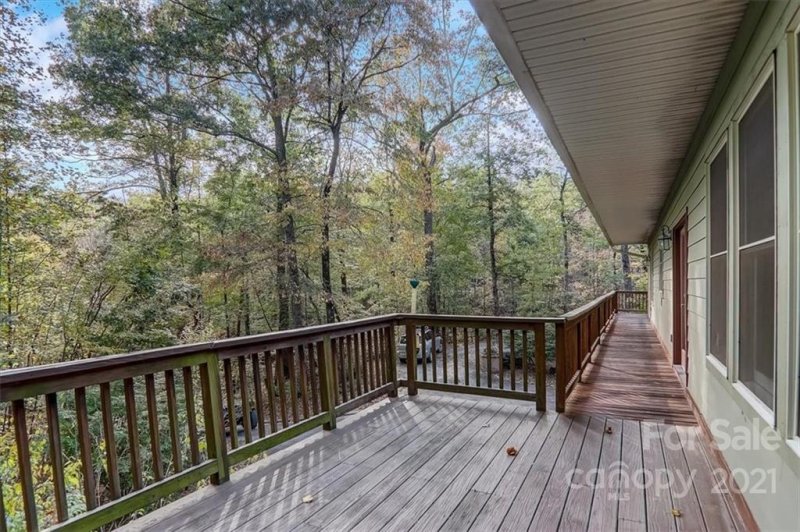 Property image 3 at 75 Cougar Lane, Saluda, NC 28773