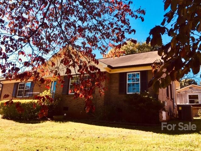 Property image 2 at 1409 9th Avenue, Conover, NC 28613