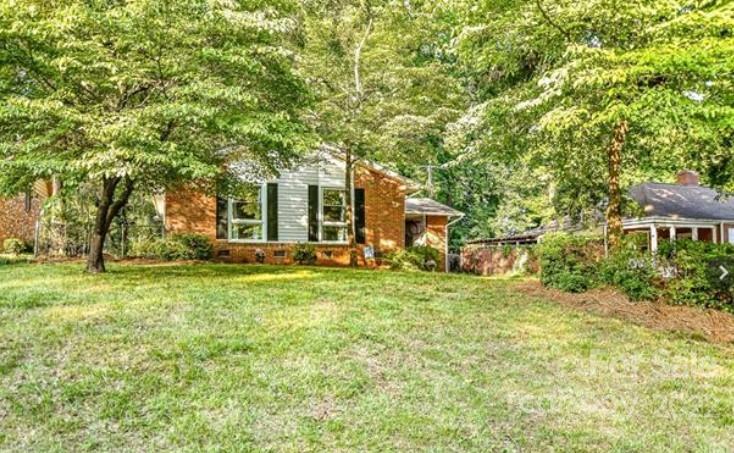 Property image 2 at 1554 Wickham Lane, Charlotte, NC 28208