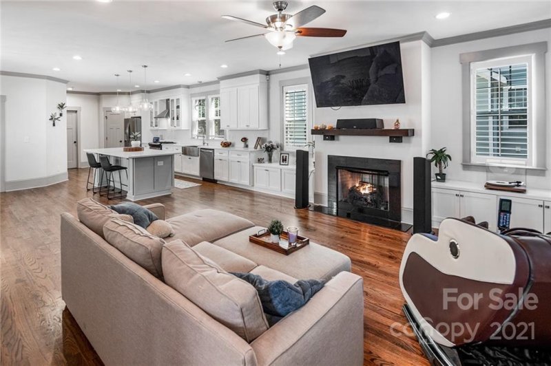 Property image 3 at 2512 Greenland Avenue, Charlotte, NC 28208